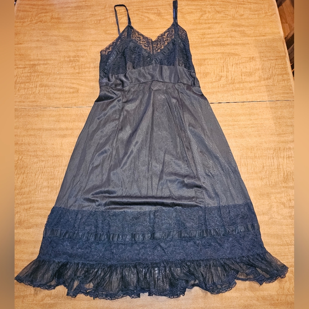 Vintage 60s 70s Ma Cherie Black Ruffle Slip 38 Medium Large